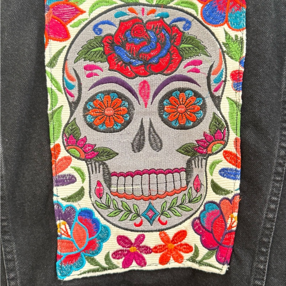 Bershka Black Denim Jacket with Skull Patches - Picture 9 of 9